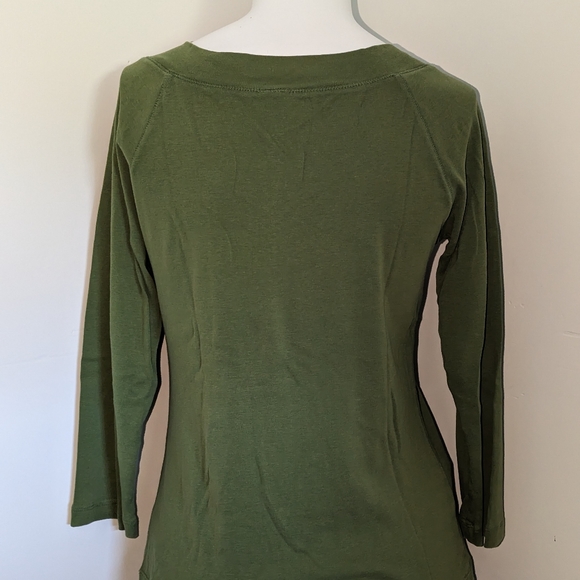 Gap 3/4 sleeve medium top - Picture 3 of 3